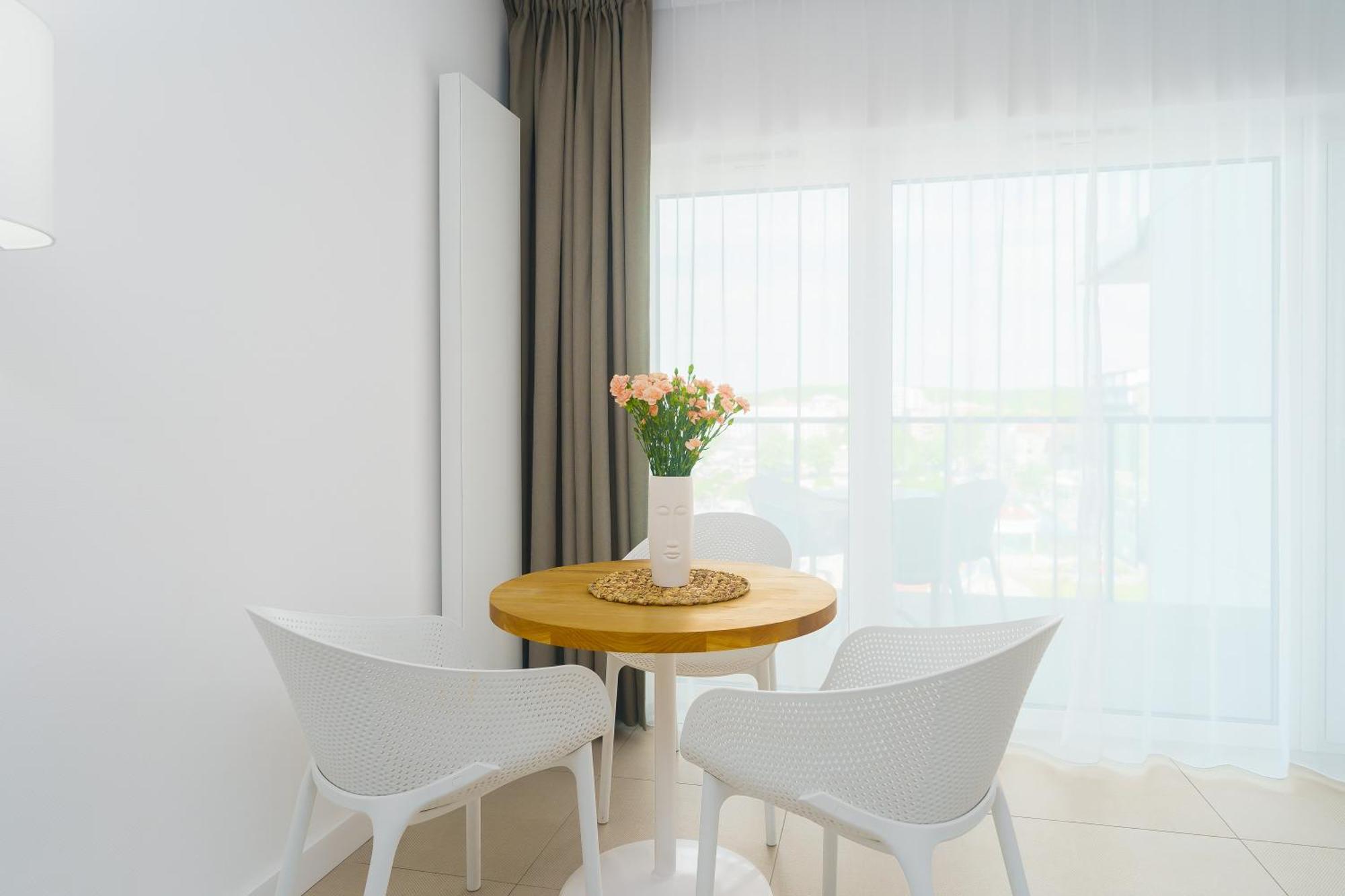 Aquamarina Prima Deluxe Studios With Sea View By Noclegi Renters Miedzyzdroje Buitenkant foto