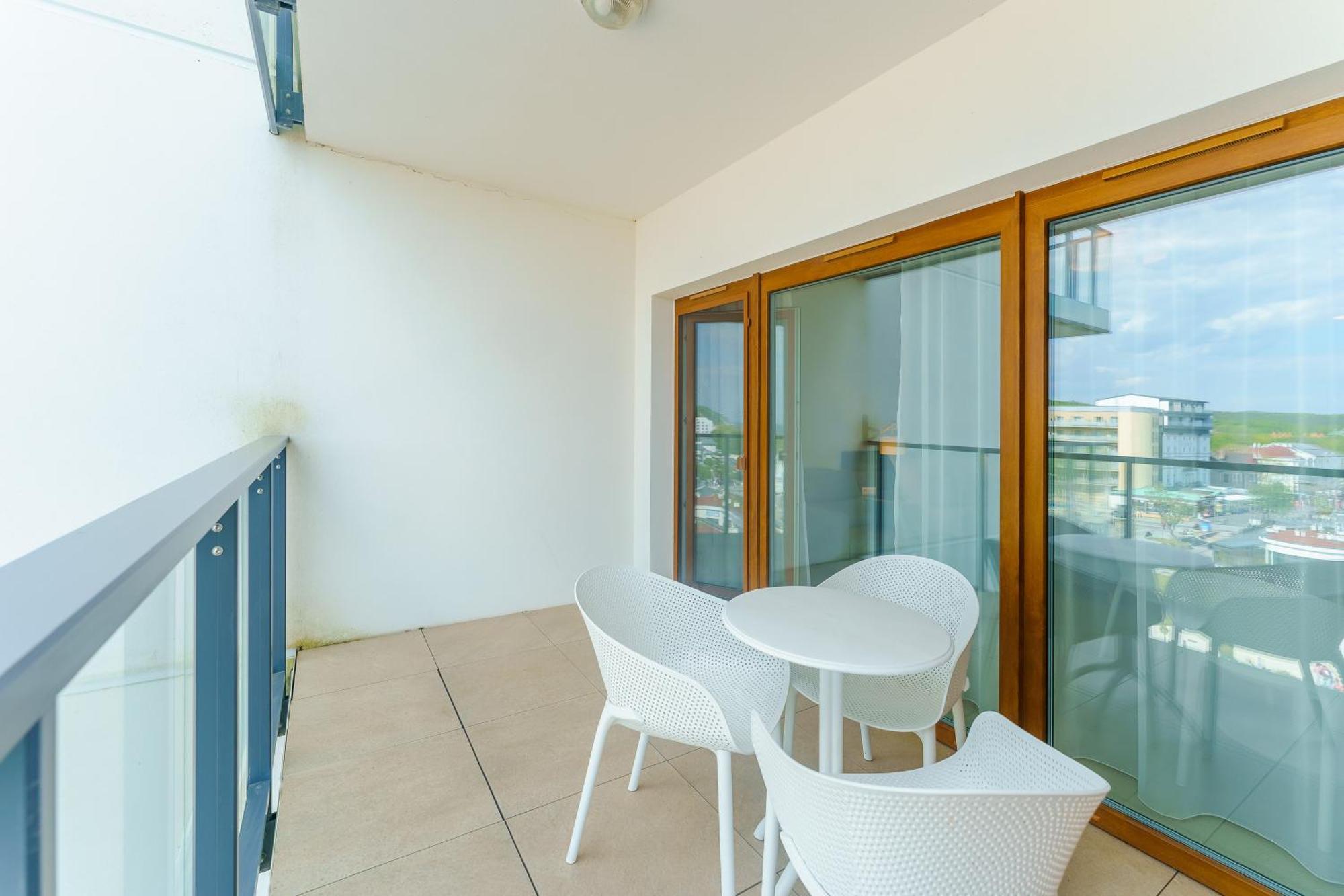 Aquamarina Prima Deluxe Studios With Sea View By Noclegi Renters Miedzyzdroje Buitenkant foto