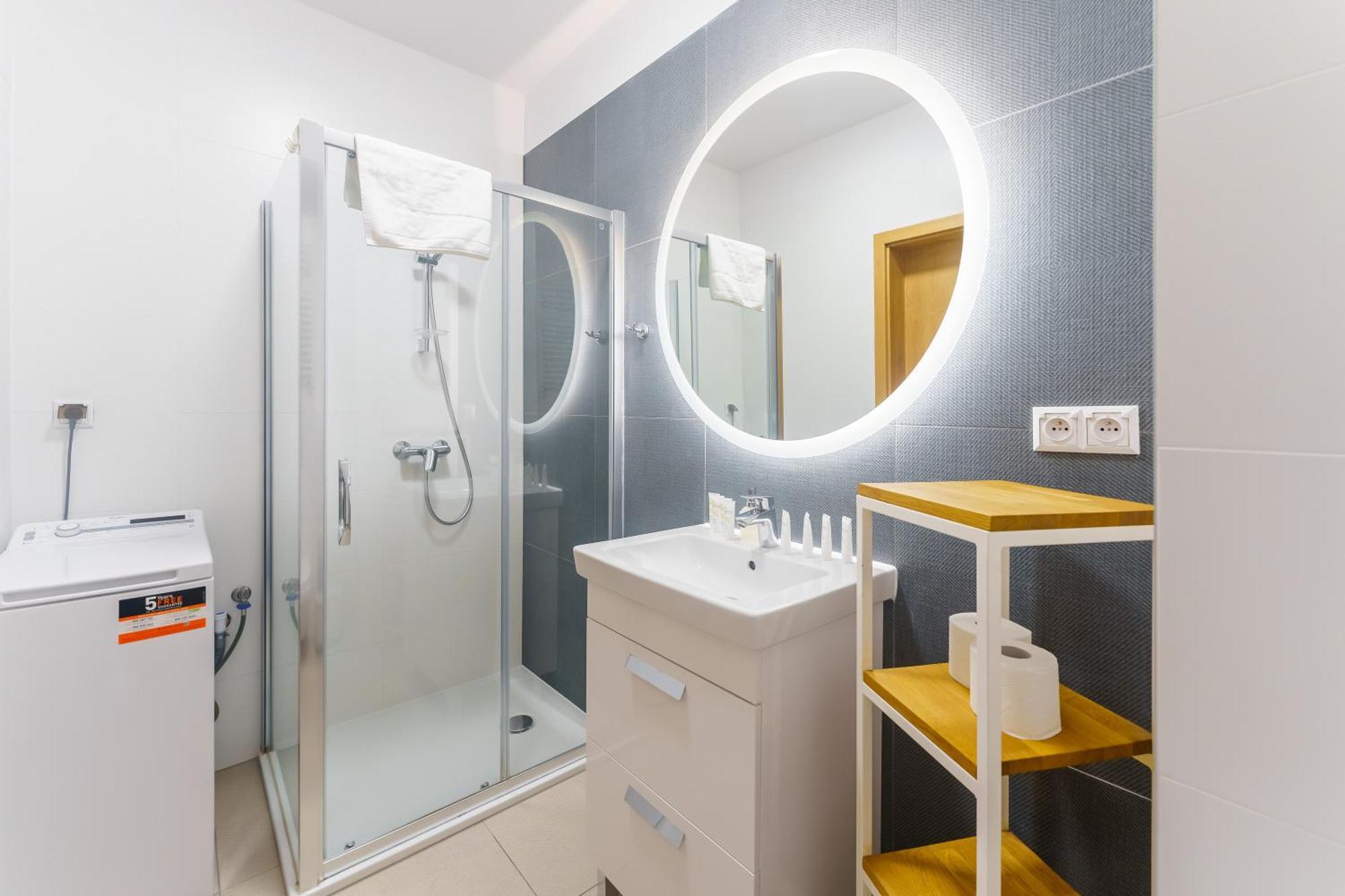 Aquamarina Prima Deluxe Studios With Sea View By Noclegi Renters Miedzyzdroje Buitenkant foto