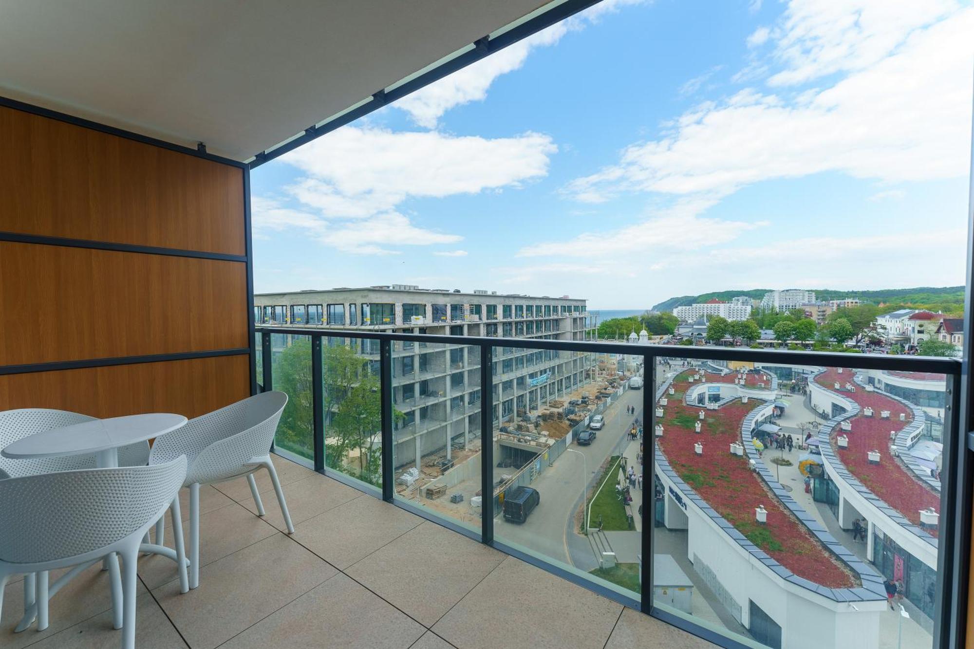 Aquamarina Prima Deluxe Studios With Sea View By Noclegi Renters Miedzyzdroje Buitenkant foto